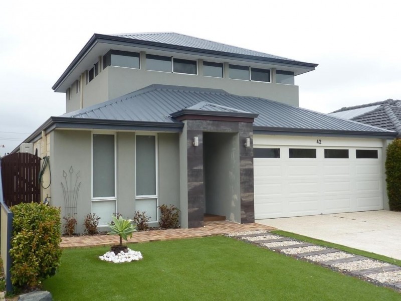 42 Lenihan Corner, Wattle Grove WA 6107