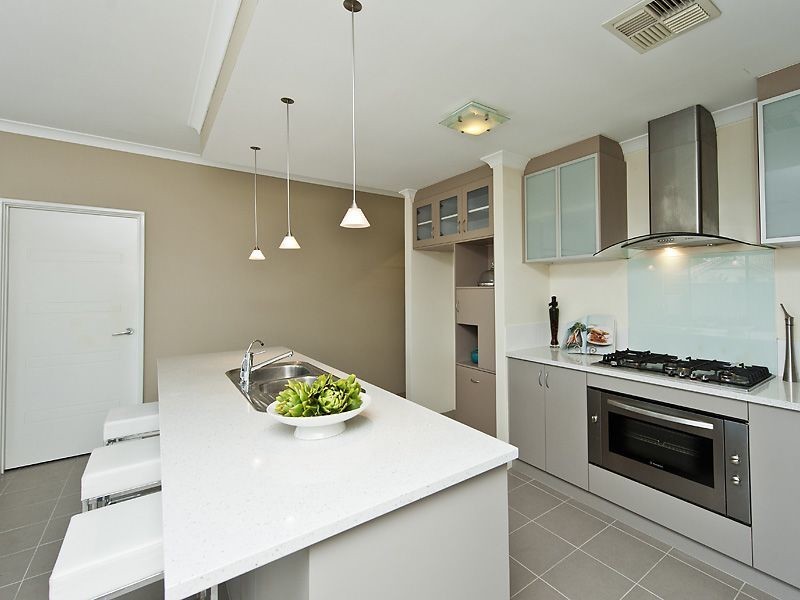 20 Belfry Way, Wattle Grove WA 6107
