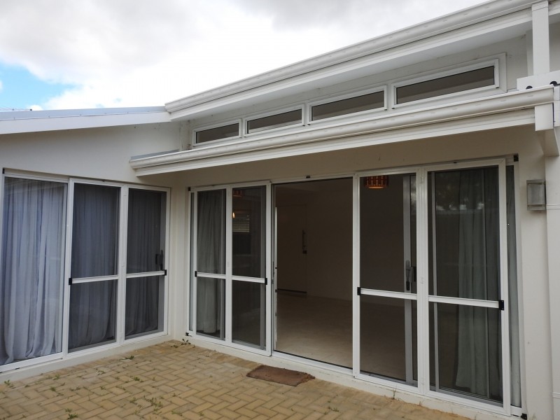 4/33 Hamersley Street, Midland WA 6056