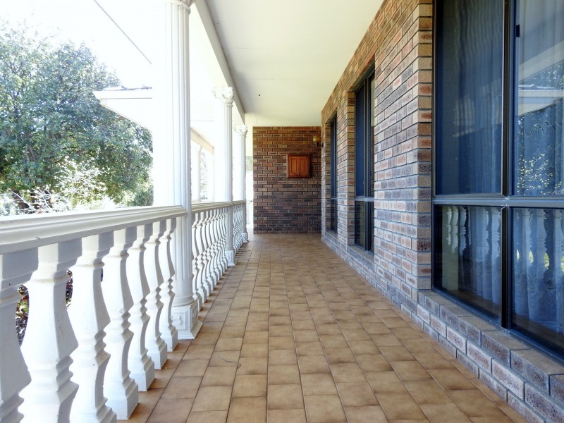 224 Pickering Brook Road, Pickering Brook WA 6076