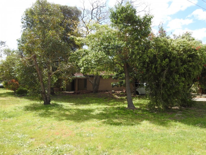 28 Dorchester Road, Forrestfield WA 6058