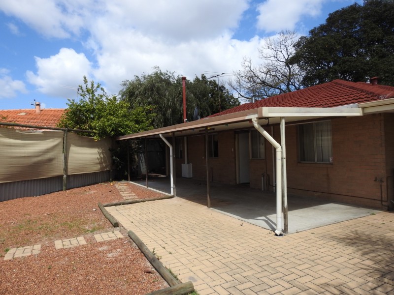 28 Dorchester Road, Forrestfield WA 6058