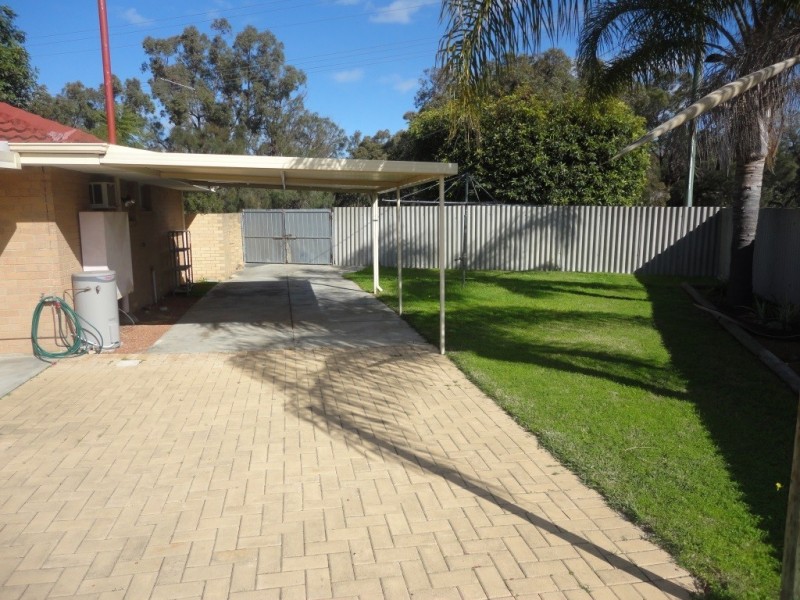 28 Dorchester Road, Forrestfield WA 6058
