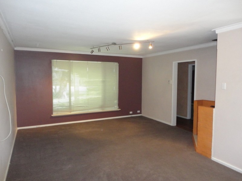 28 Dorchester Road, Forrestfield WA 6058