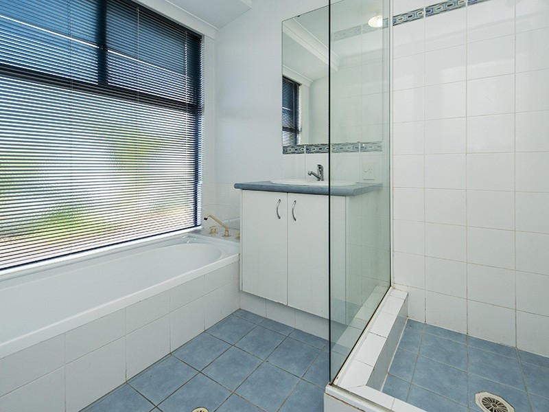 9 Ryde Lane, High Wycombe WA 6057