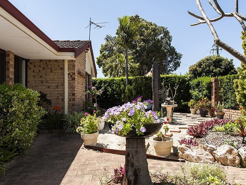 5 Sorensen Road, High Wycombe WA 6057