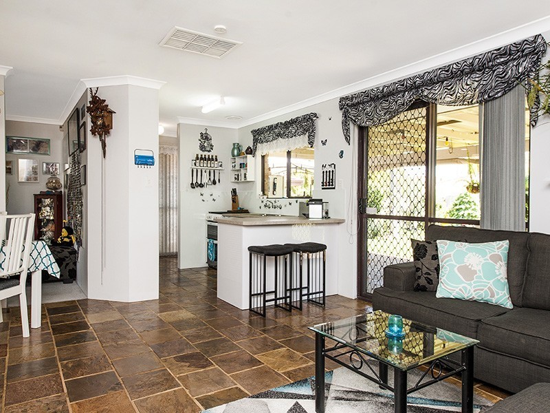 5 Sorensen Road, High Wycombe WA 6057