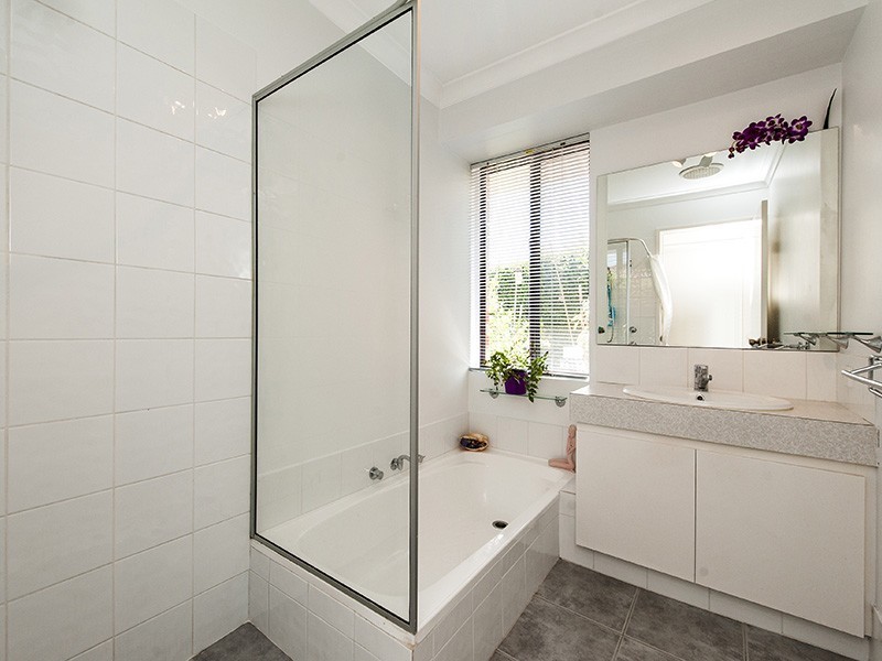 5 Sorensen Road, High Wycombe WA 6057