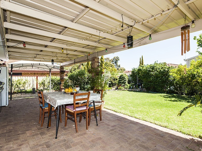 5 Sorensen Road, High Wycombe WA 6057