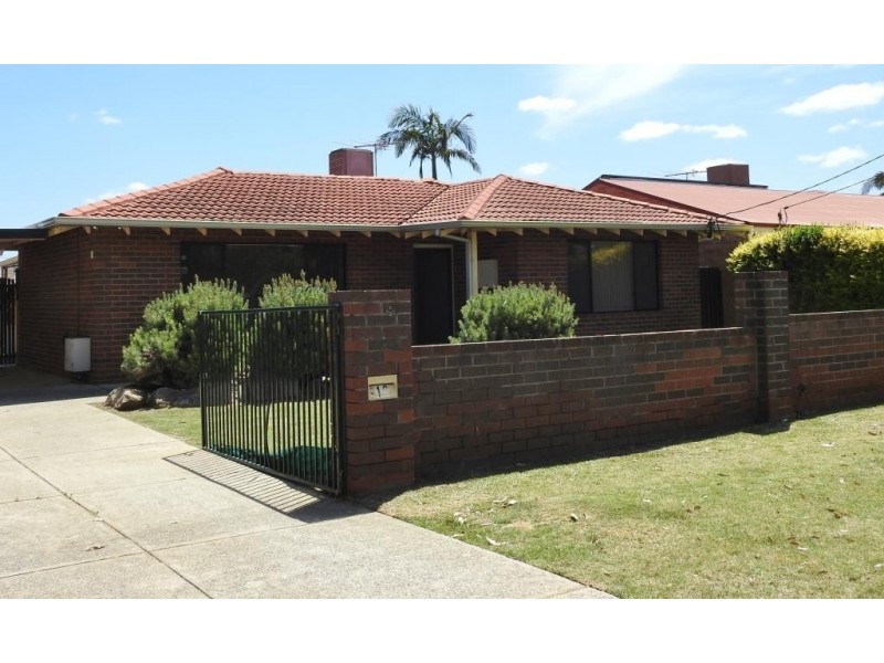 16 Ilex Way, Forrestfield WA 6058