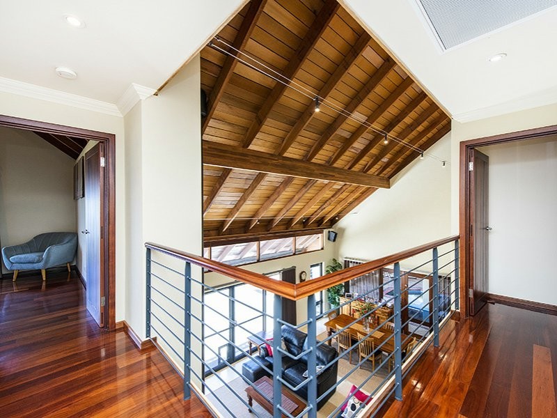 17 Ford Road, Lesmurdie WA 6076