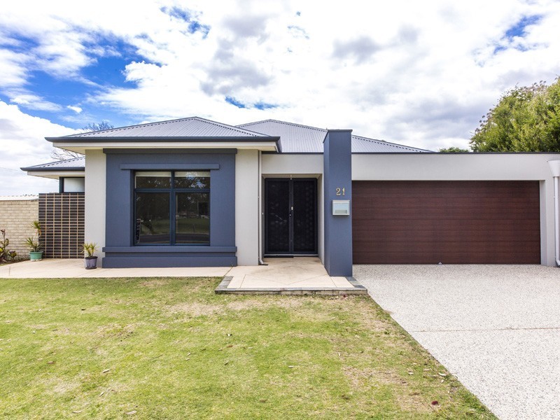 21 Jeanhulley Road, High Wycombe WA 6057