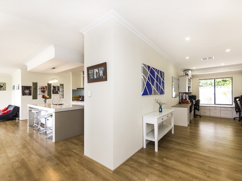 21 Jeanhulley Road, High Wycombe WA 6057