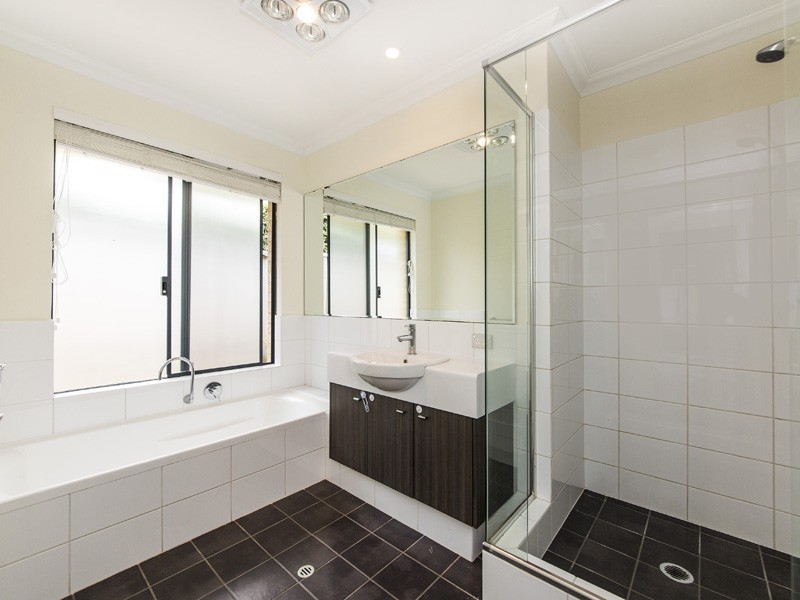 21 Jeanhulley Road, High Wycombe WA 6057