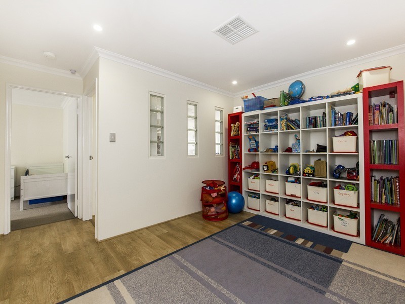 21 Jeanhulley Road, High Wycombe WA 6057