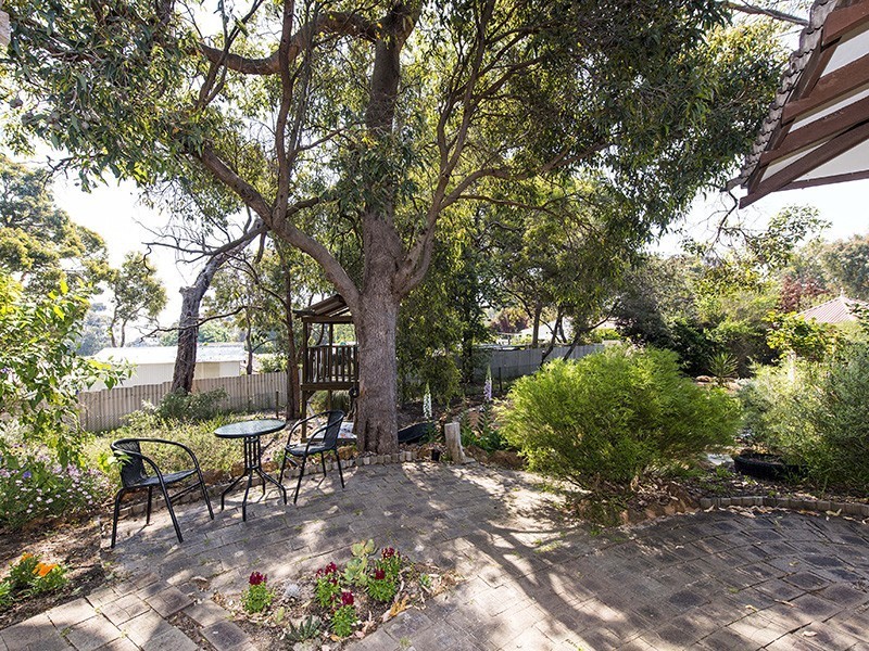 8 Wallaba Way, Lesmurdie WA 6076