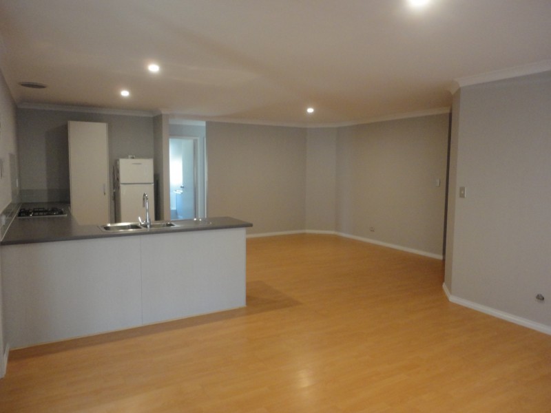 55 Baza Gardens, Maida Vale WA 6057