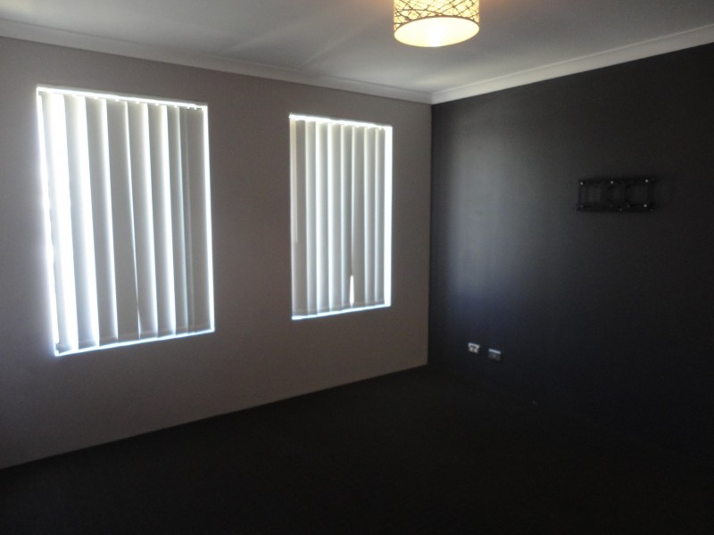 55 Baza Gardens, Maida Vale WA 6057