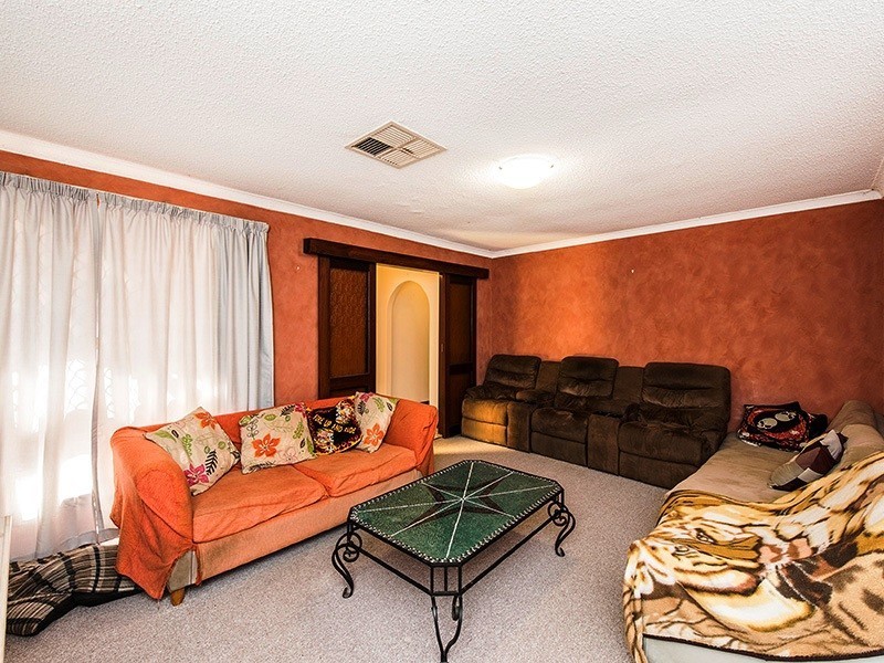 8 Meda Court, Gosnells WA 6110