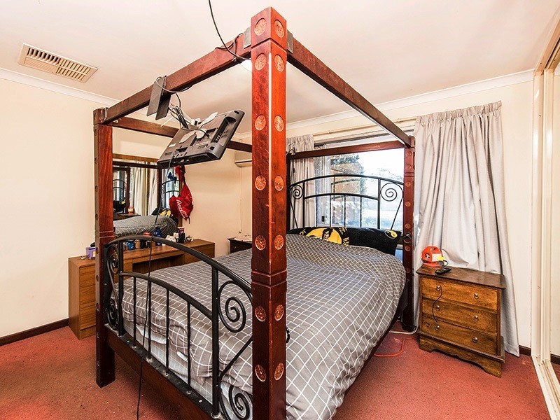 8 Meda Court, Gosnells WA 6110