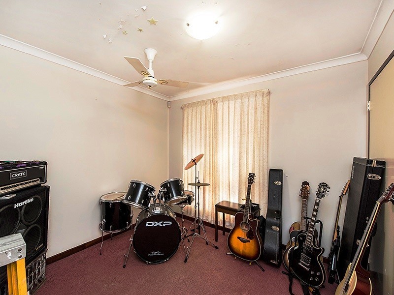 8 Meda Court, Gosnells WA 6110