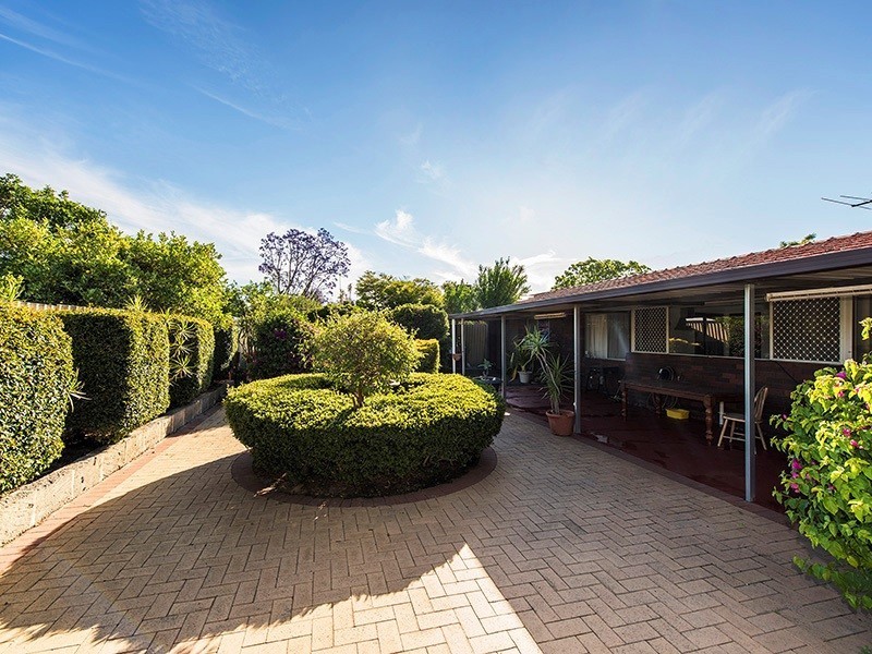 8 Meda Court, Gosnells WA 6110