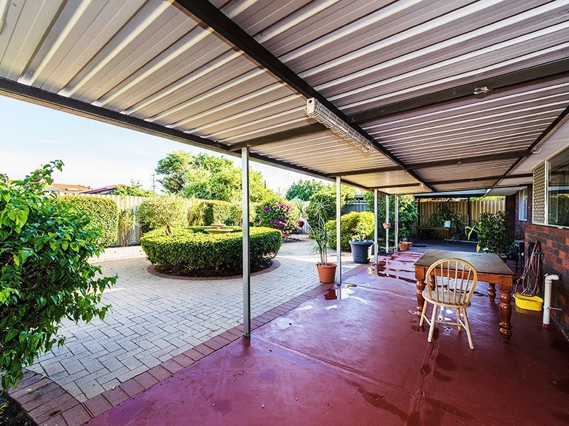 8 Meda Court, Gosnells WA 6110