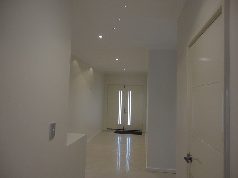 112 Piara Drive, Piara Waters WA 6112