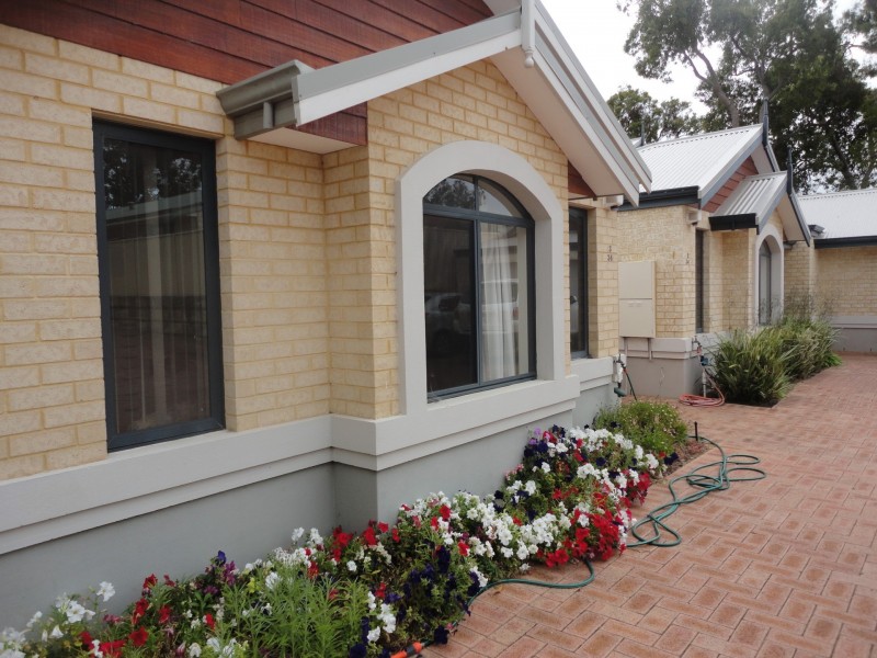 Unit 3/34 Central Road, Kalamunda WA 6076