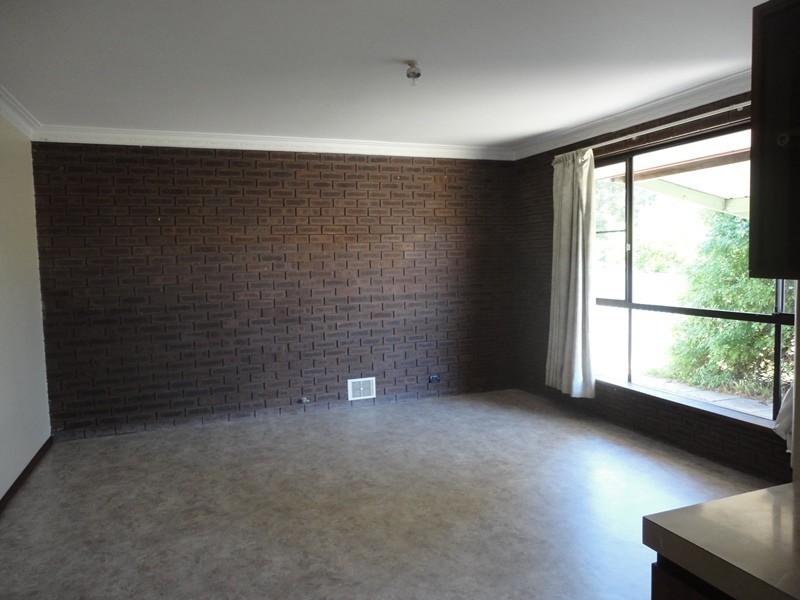 17B Guppy Road, Kalamunda WA 6076