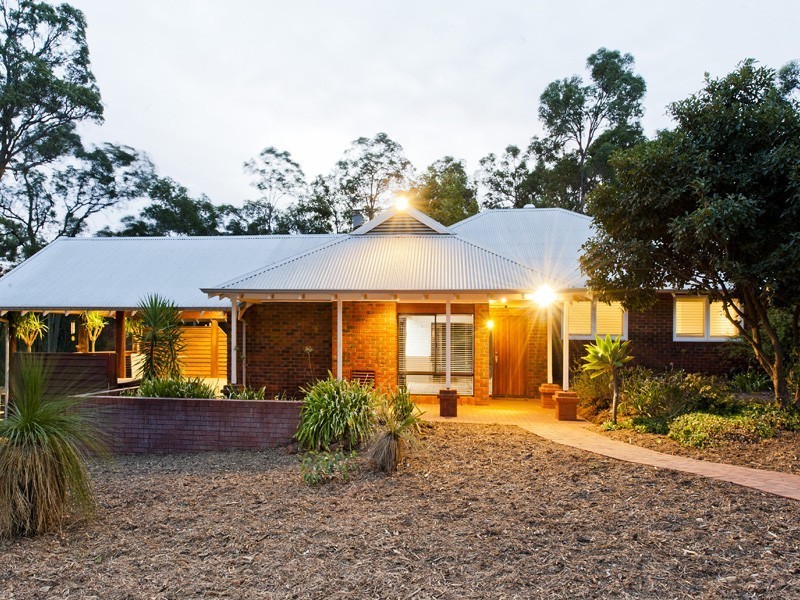 109 Kawina Road, Bickley WA 6076