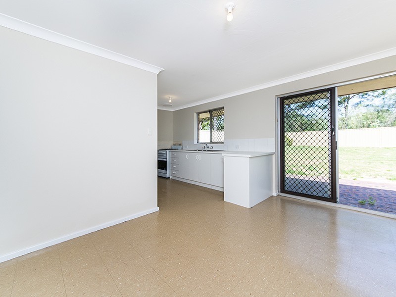 9 Moira Avenue, Forrestfield WA 6058