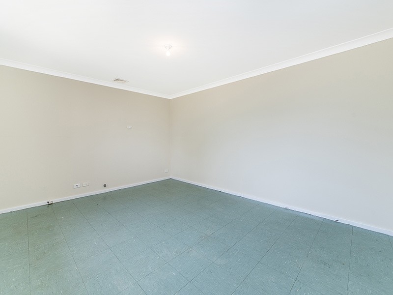 9 Moira Avenue, Forrestfield WA 6058