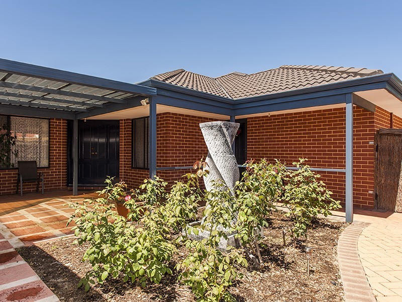 22 Winton Crescent, High Wycombe WA 6057