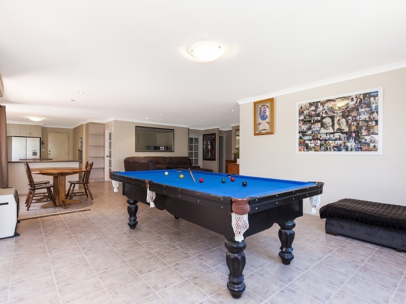 22 Winton Crescent, High Wycombe WA 6057