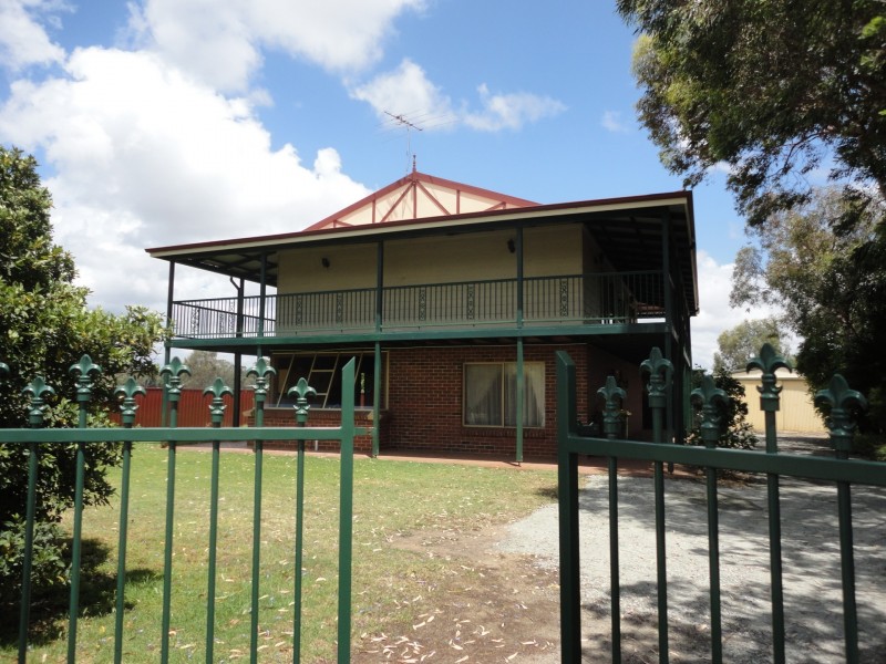 1272 Rowley Road, Darling Downs WA 6122