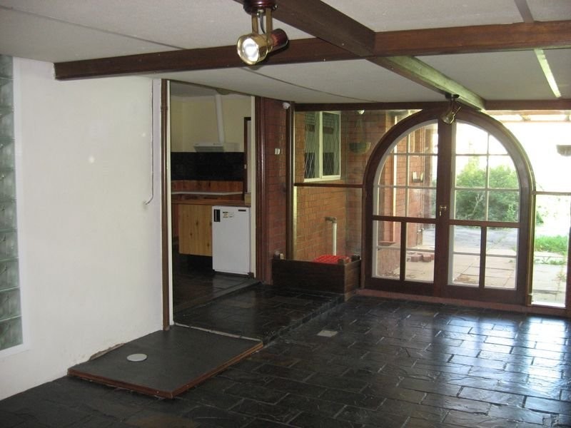 36 Bugendore Street, Maida Vale WA 6057