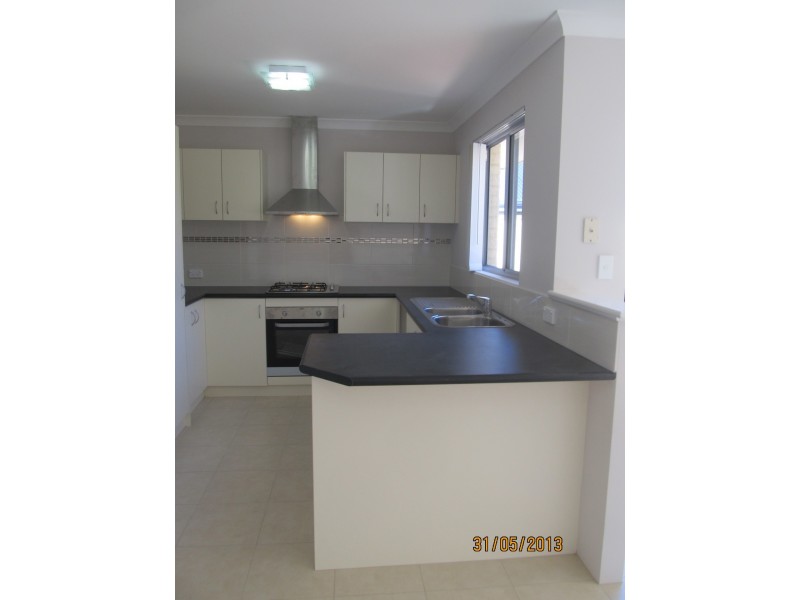 4 Bluebell avenue, High Wycombe WA 6057