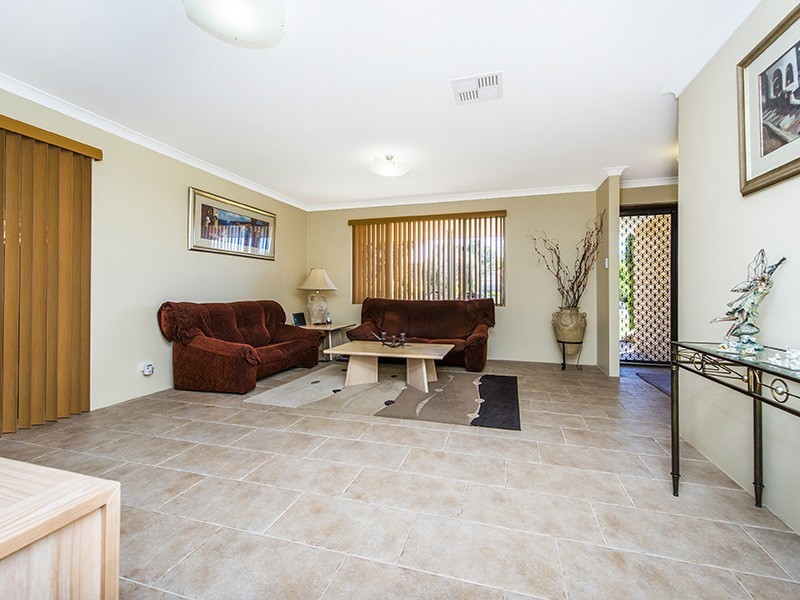 36 Macao Road, High Wycombe WA 6057