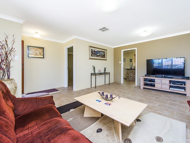 36 Macao Road, High Wycombe WA 6057