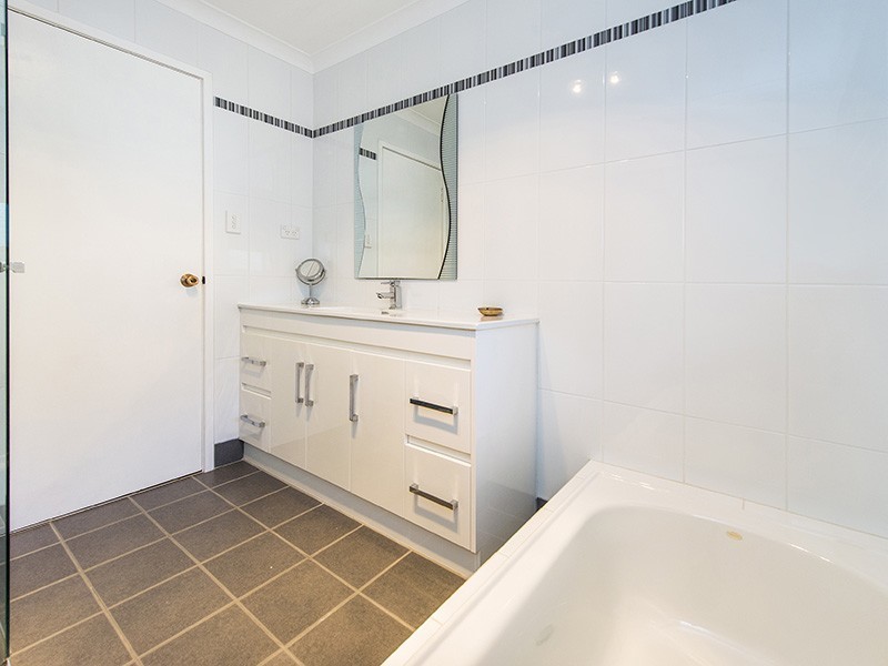 36 Macao Road, High Wycombe WA 6057