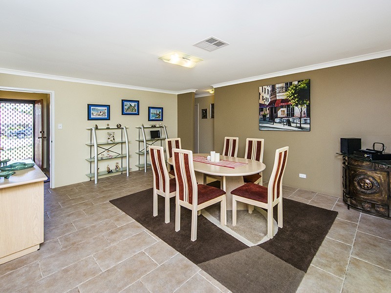 36 Macao Road, High Wycombe WA 6057