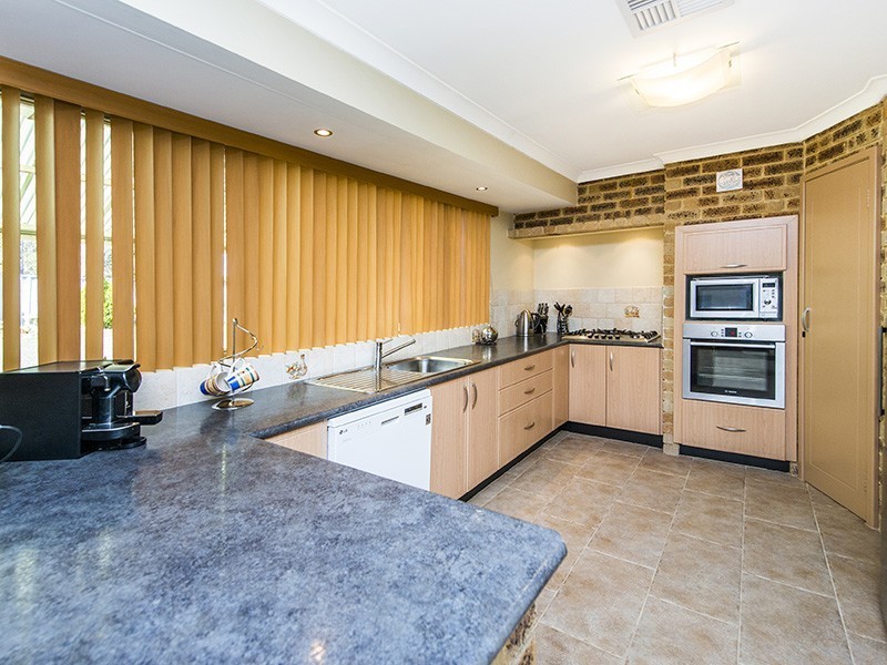 36 Macao Road, High Wycombe WA 6057