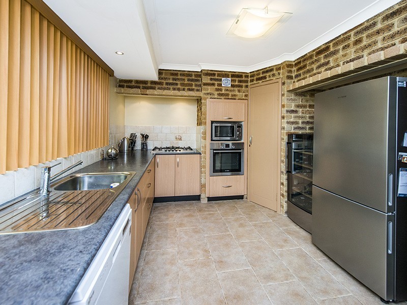 36 Macao Road, High Wycombe WA 6057