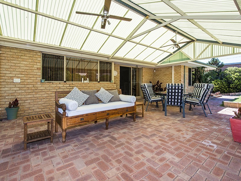 36 Macao Road, High Wycombe WA 6057