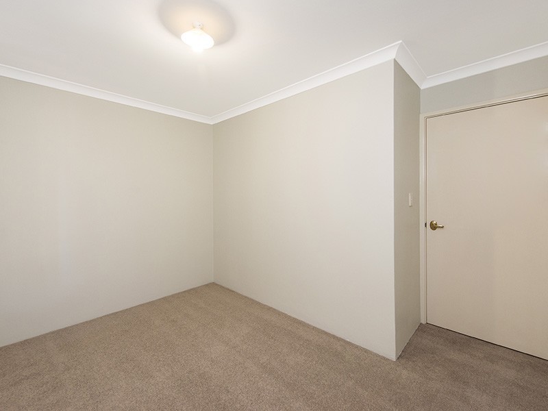 2 Babbler Court, Maida Vale WA 6057