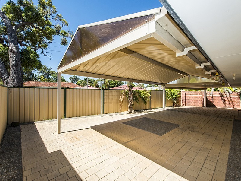 2 Babbler Court, Maida Vale WA 6057