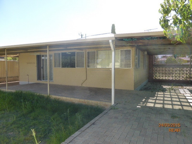 38 Lacey Street, Beckenham WA 6107