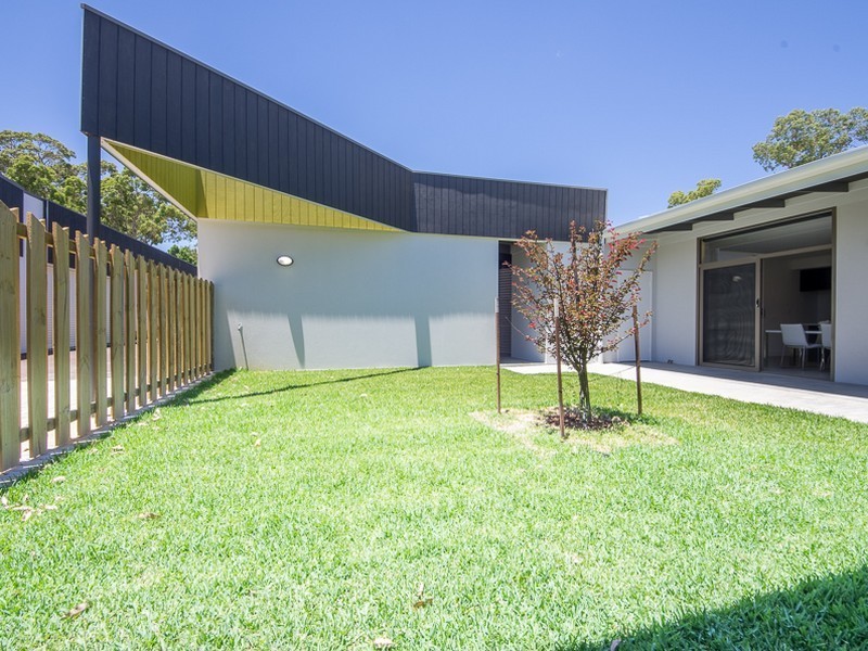 14B White Road, Kalamunda WA 6076