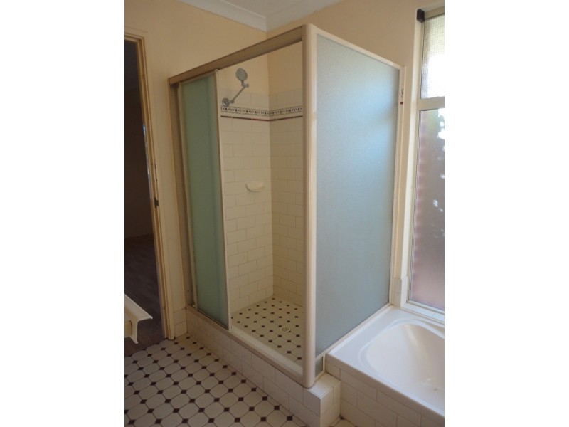 PRICE REDUCTION !!!/1 Crown Street, Rivervale WA 6103
